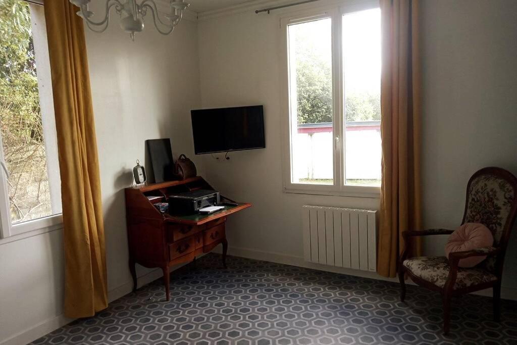 Kermaravel, Le Petit Manoir En Bord De Mer. Saint-Pol-de-Léon Exteriér fotografie